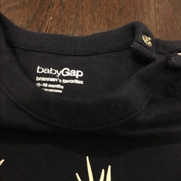 BabyGap bodysuit. 18-24 mos. Make your own bundle. - Picture 2 of 3